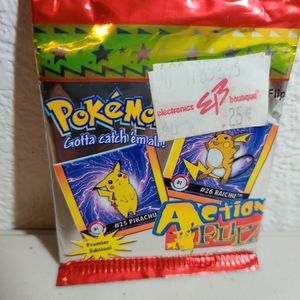 Pokemon Action Flipz Premier Edition 4 Cards 1999 Sealed Pack